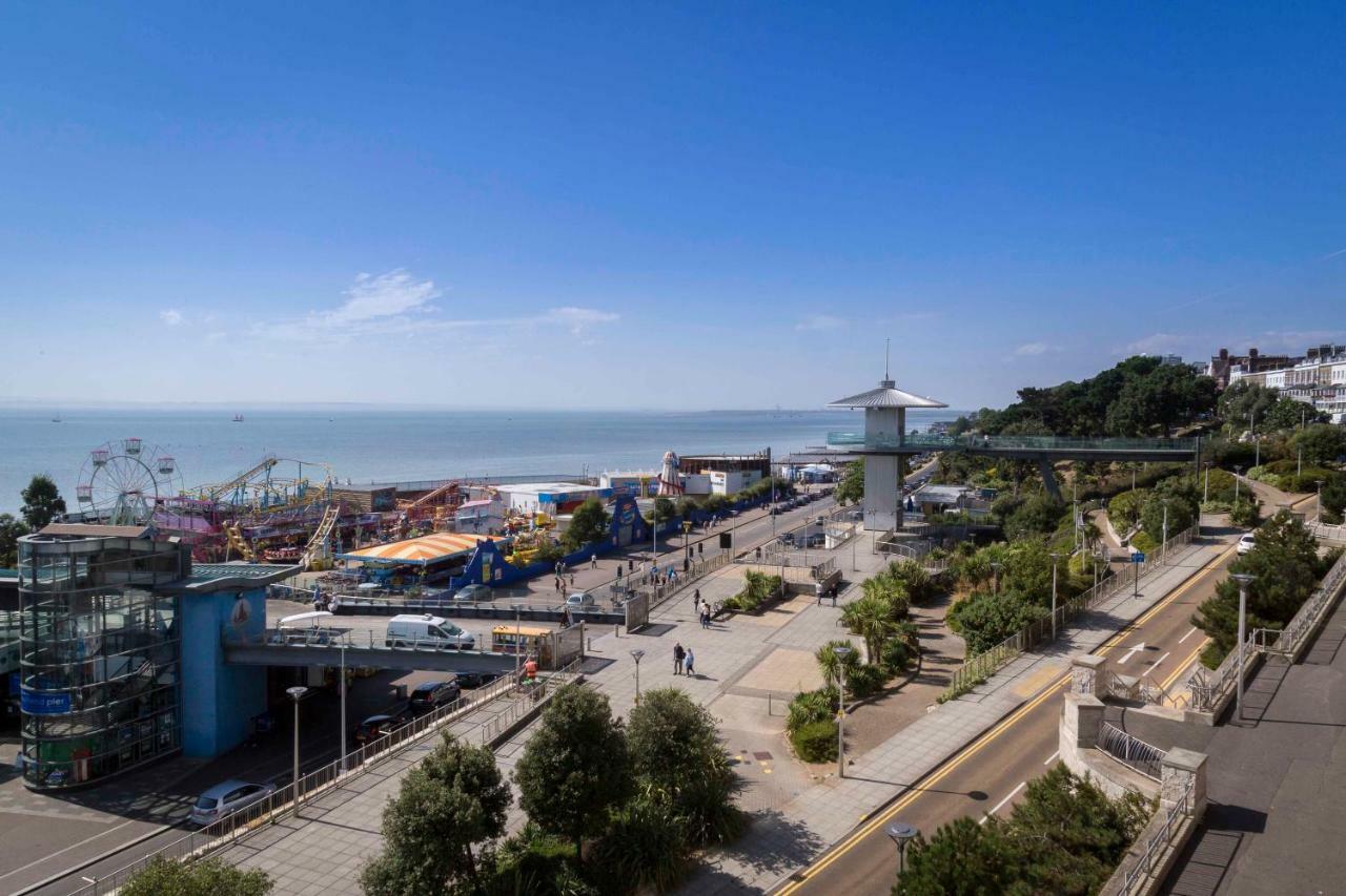 Southend Central Hotel - Close To Beach, City Centre, Train Station & Southend Airport ภายนอก รูปภาพ